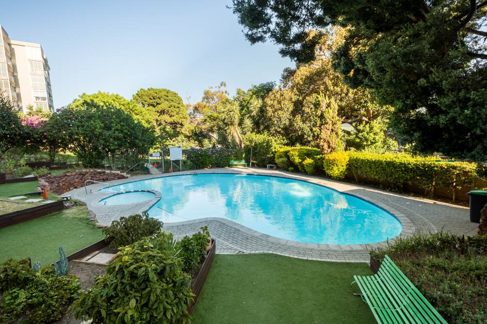 Building swimming pool